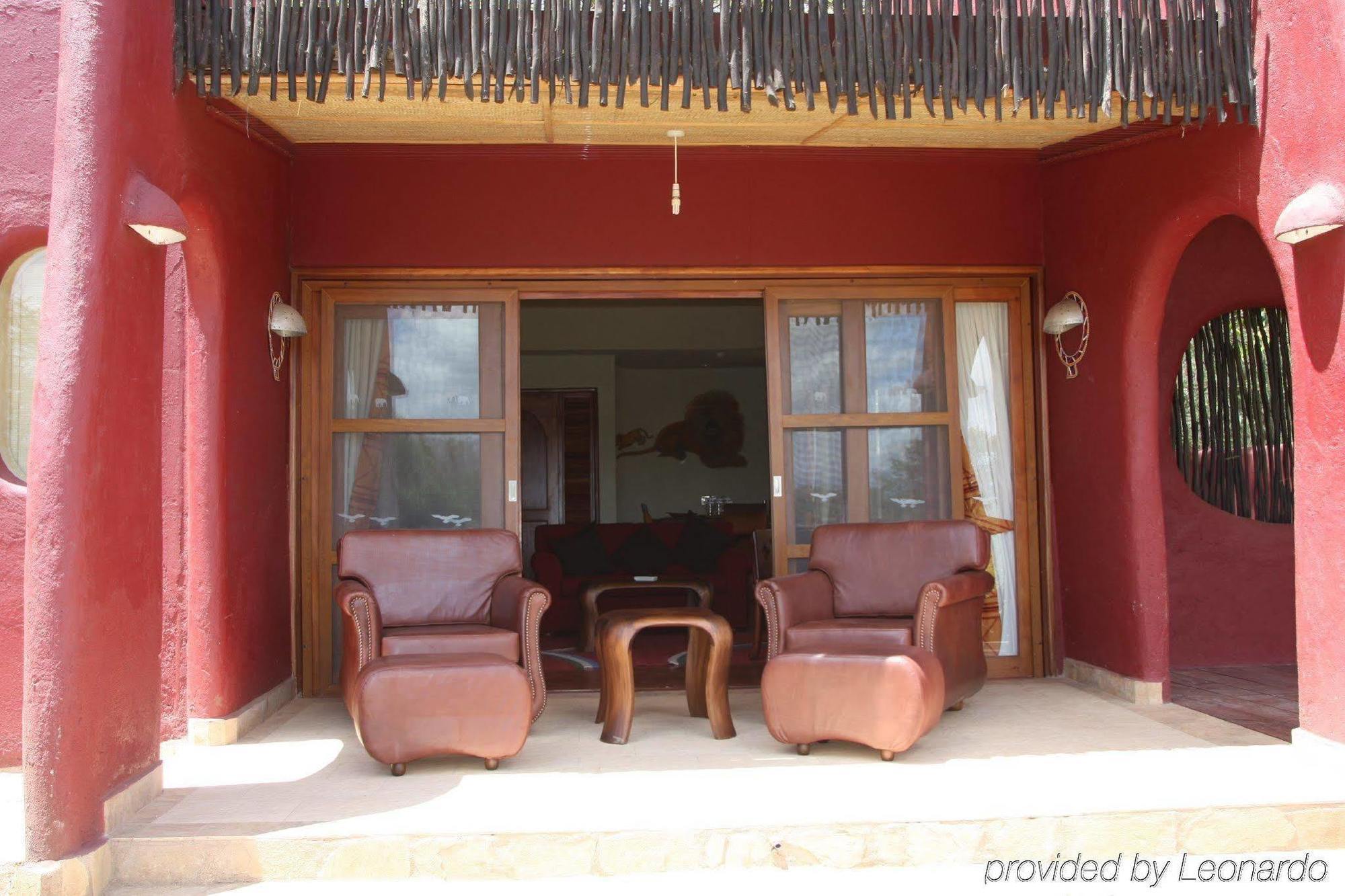 Amboseli Serena Safari Lodge Exterior photo
